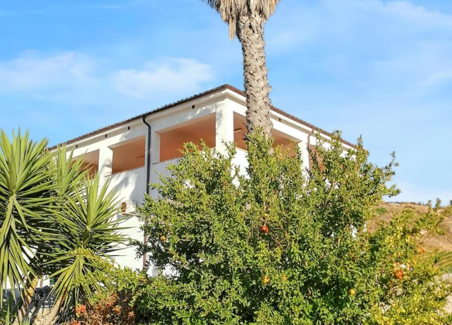 Spacious Apartment In Montallegro With Stunning Views